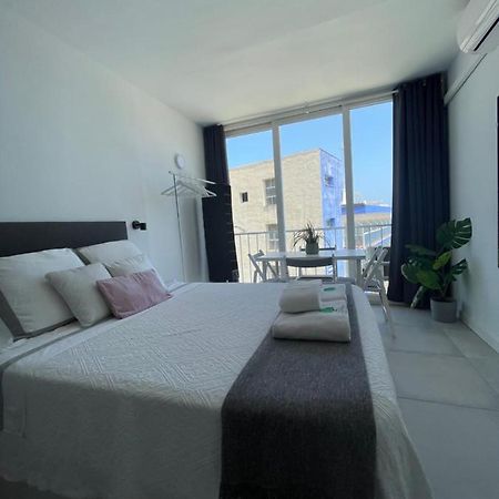 Apartamento Con Vistas Al Mar A Metros De La Playa Carihuela Soleil Apartment Torremolinos Ngoại thất bức ảnh